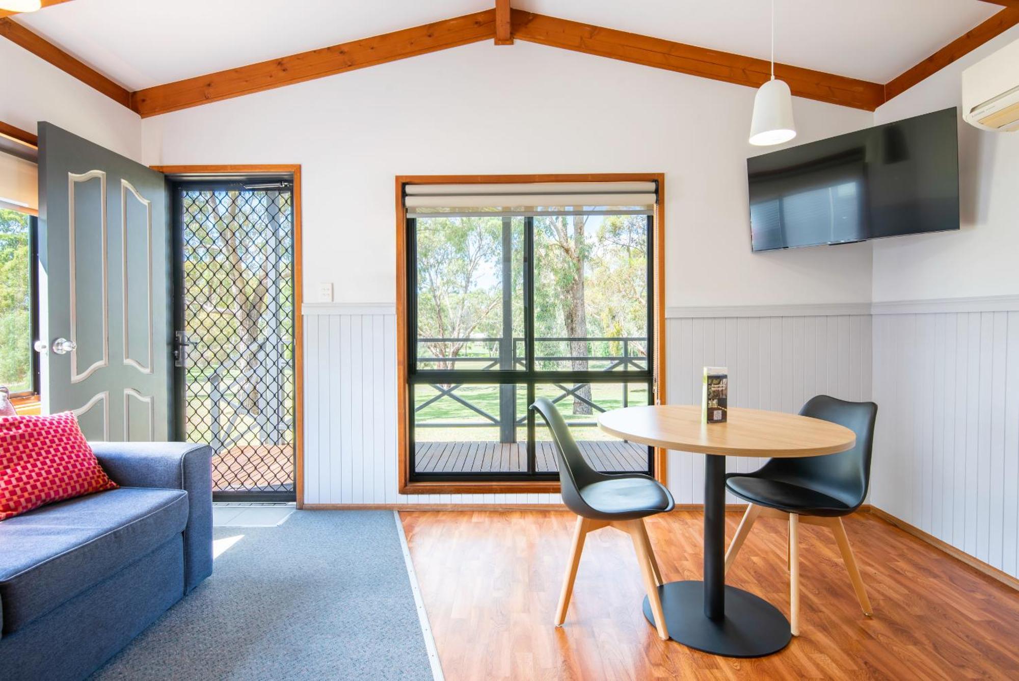 BIG4 Naracoorte Holiday Park Exterior foto