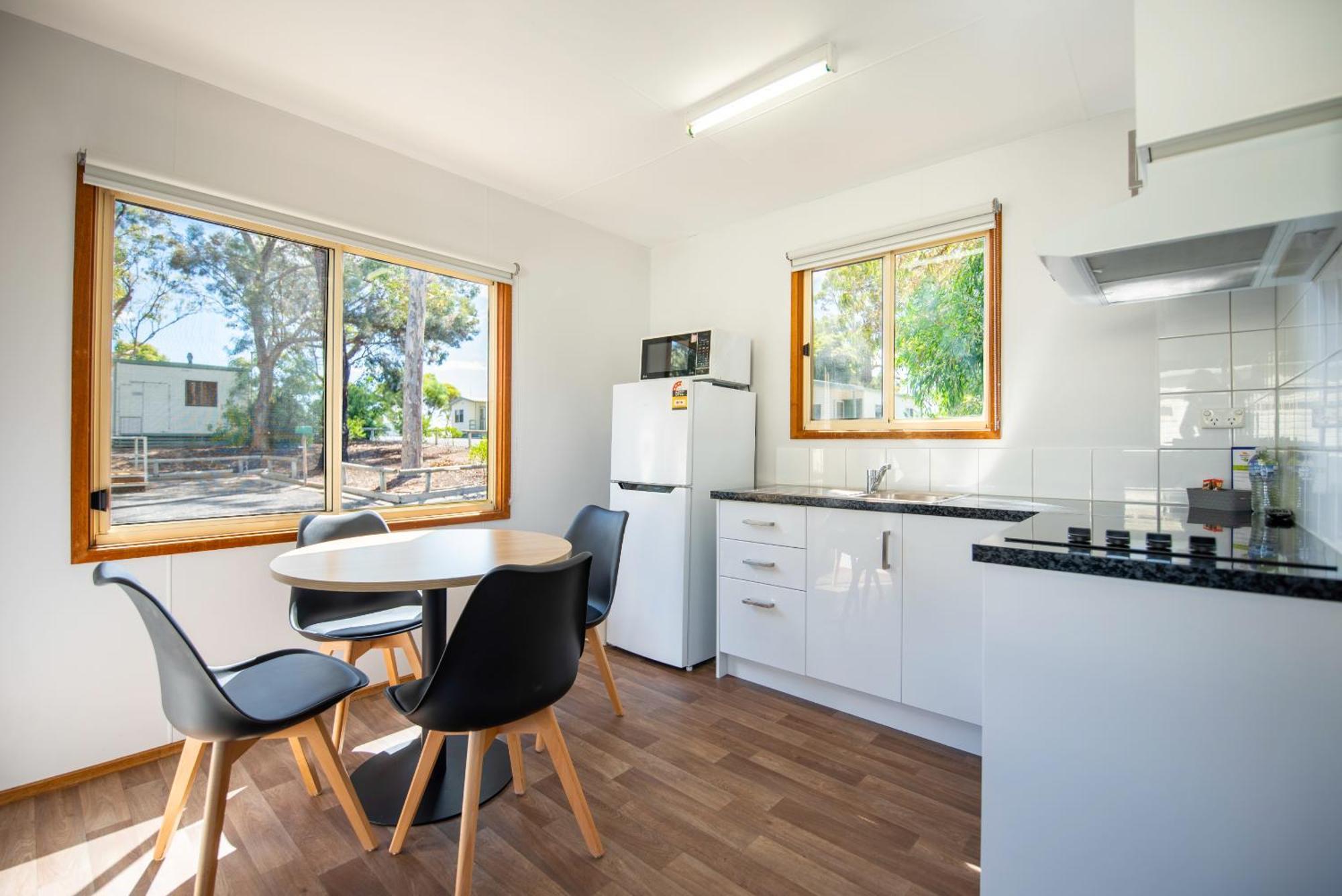 BIG4 Naracoorte Holiday Park Exterior foto